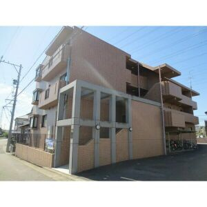 クレストステージ南城の外観