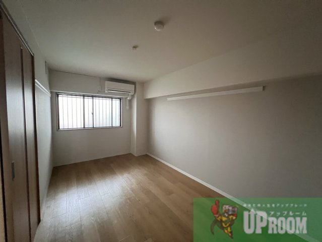 パインアネックスの居間・リビング