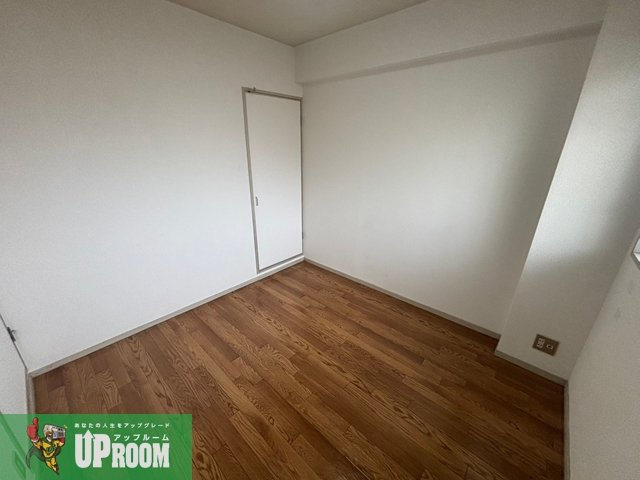 フラワー松本Ⅲの洋室