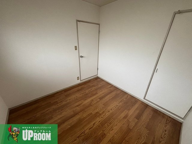 フラワー松本Ⅲの洋室