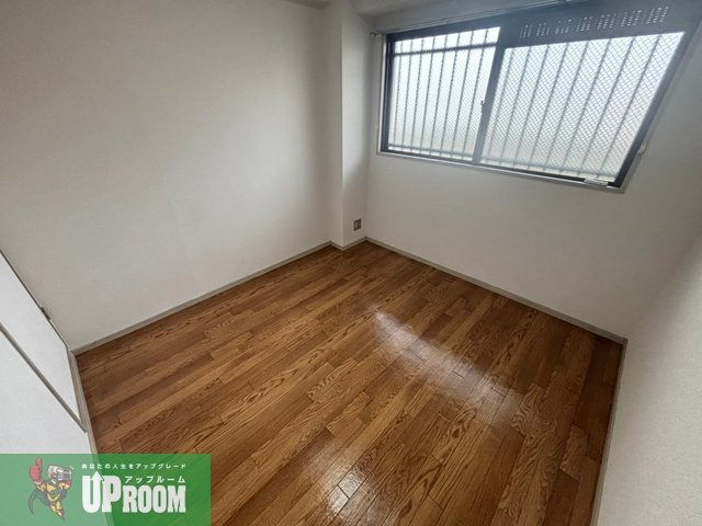 フラワー松本Ⅲの洋室