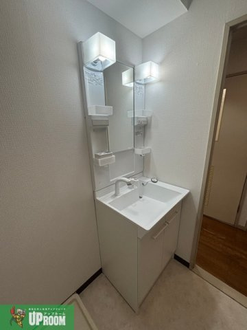 フラワー松本Ⅲの独立洗面台