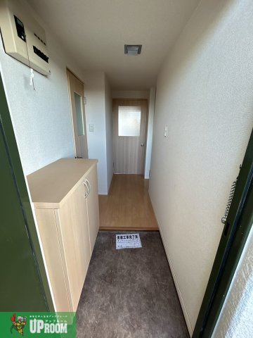 メゾン長縄の玄関
