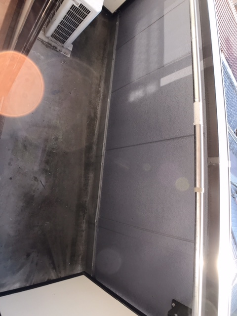 春日井市坂下町１丁目の賃貸マンションのバルコニー