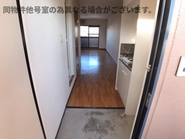 メゾン庄名Ⅱの玄関