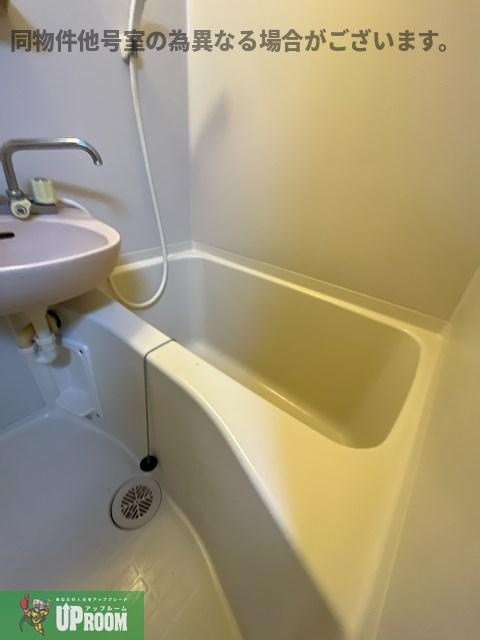 メゾン庄名の浴室