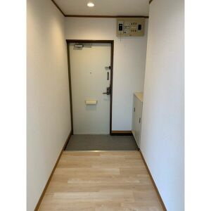 第3カーサ円正の玄関