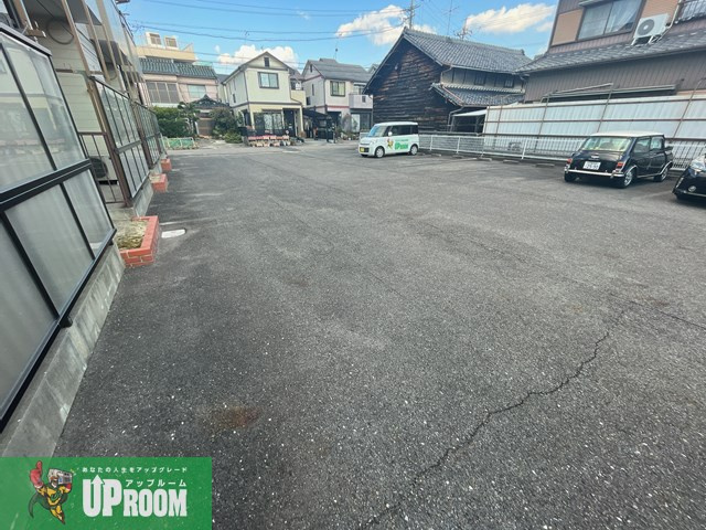 ナカシンホープタウンの駐車場