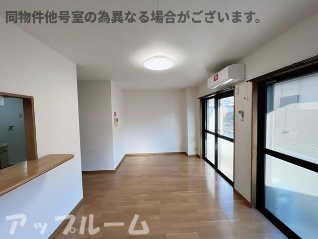 サンパーク白沢の居間・リビング