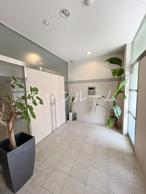 ＡＵＧＵＳＴＡのロビー