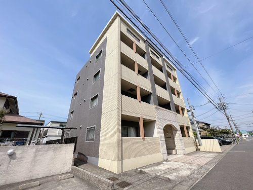 ＡＵＧＵＳＴＡの外観