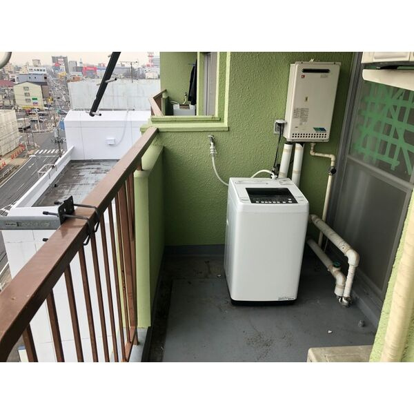春日井中央マンションのバルコニー