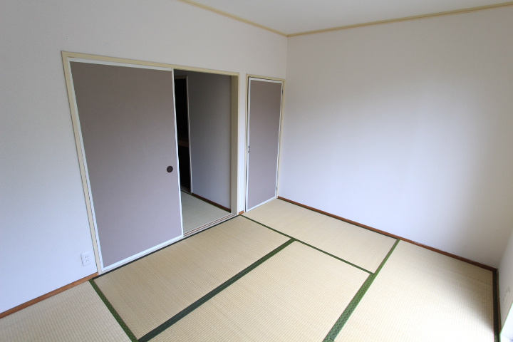 パークハイツ杁ケ島の和室