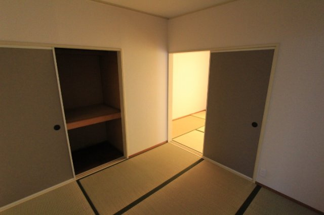 パークハイツ杁ケ島の和室