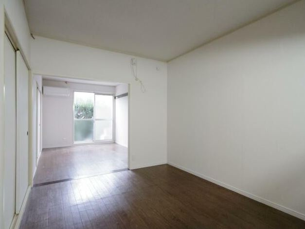 パークハイツ杁ケ島の居間・リビング