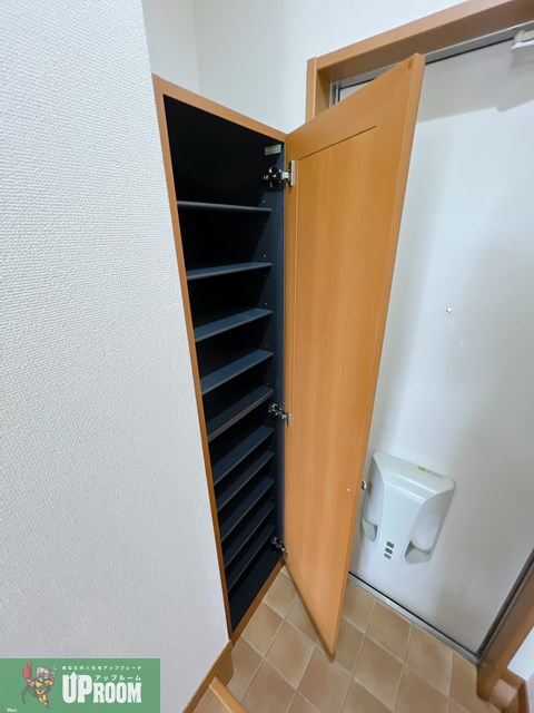 ソフィア桜川の玄関