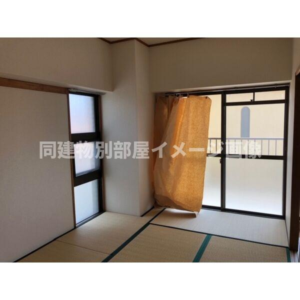 エルグランデ味美の和室