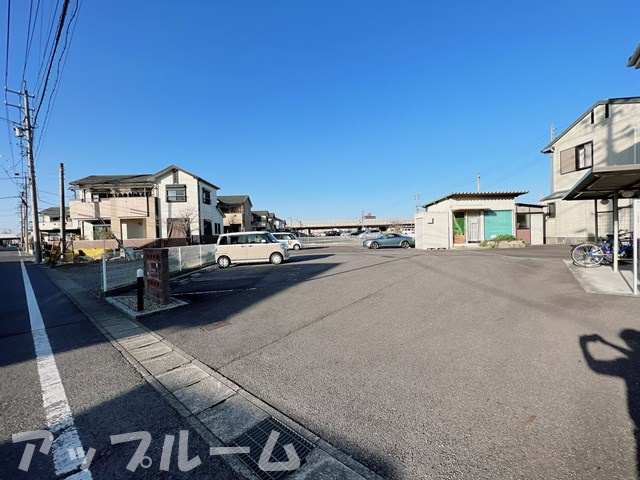 Veritajuの駐車場