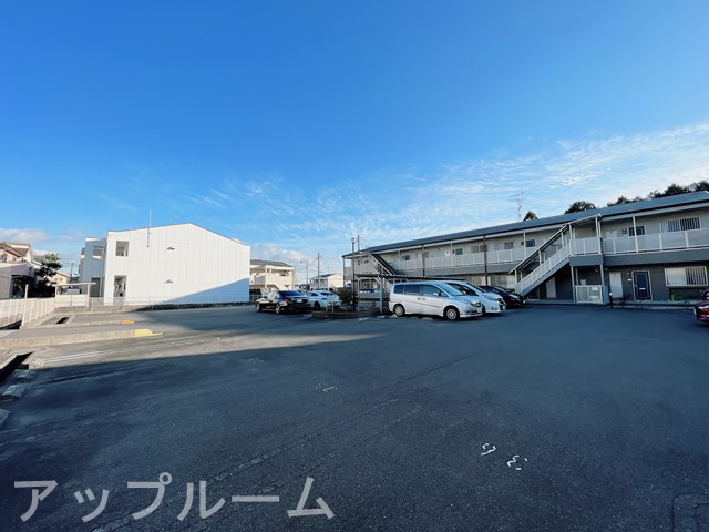 SAPPYAJIOKAの駐車場