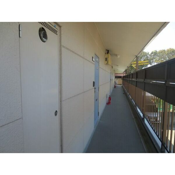 クラスレス八田のロビー