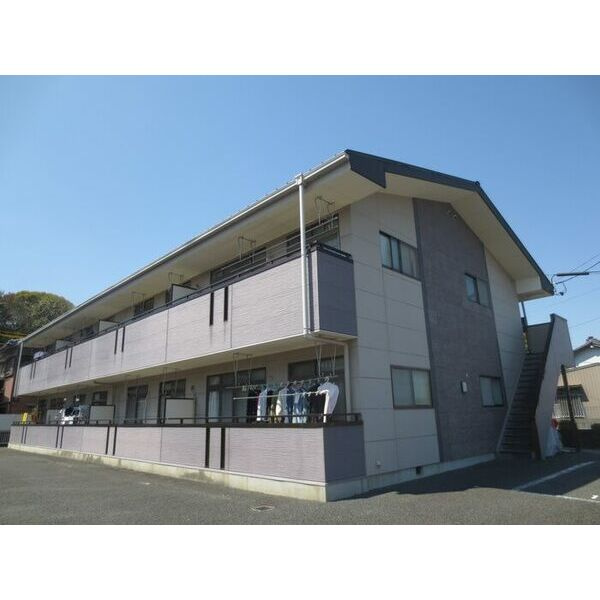クラスレス八田の外観