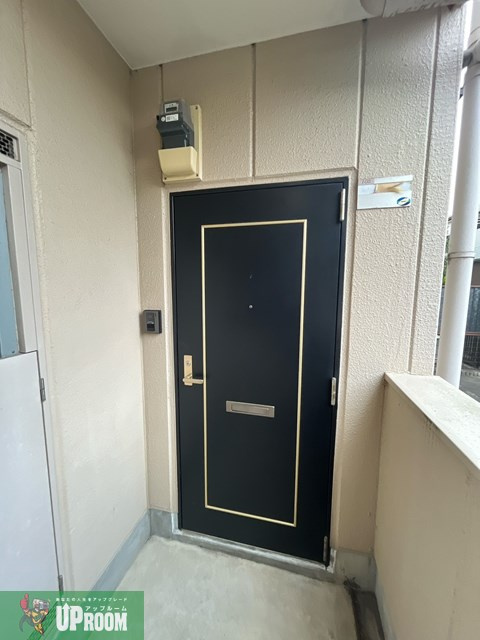 ルミエール松河戸の玄関