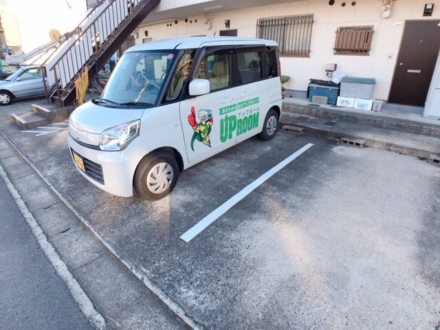 コーポ吉川の駐車場