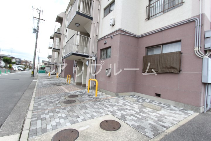 サンハイツミヅホの駐車場