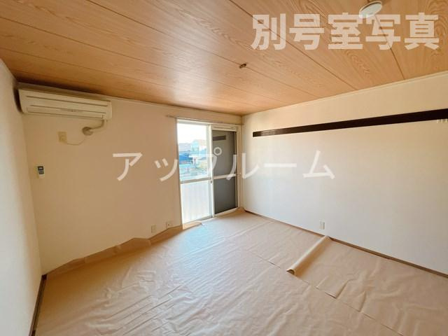 アーバンライフⅡの居間・リビング