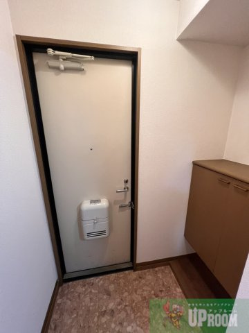 カーサ中央の玄関