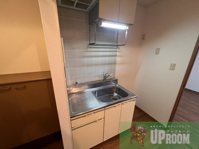 カーサ中央のキッチン