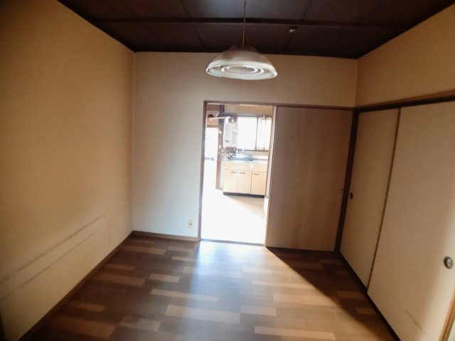 春日井市瑞穂通８丁目のアパートの居間・リビング