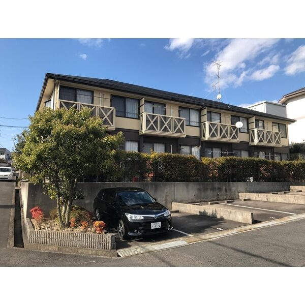 グリーンヒルズ押沢の外観