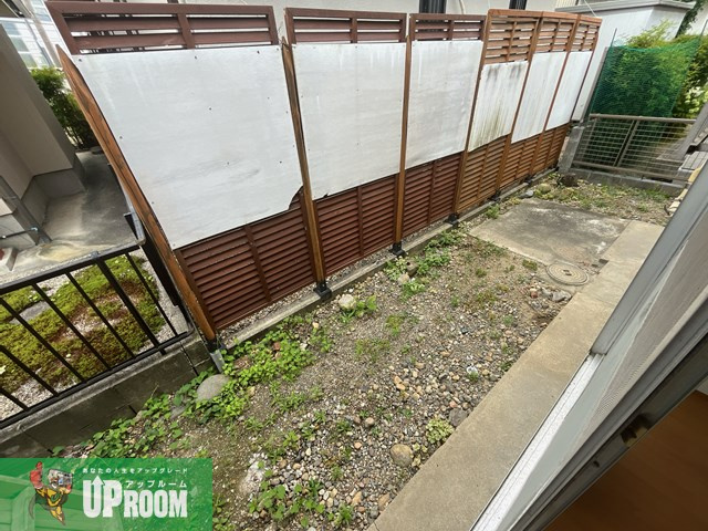 勝川町貸家の庭