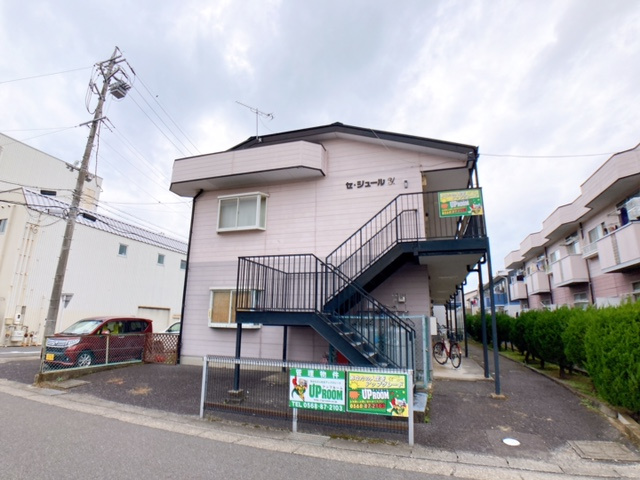 セ・ジュールＹの外観