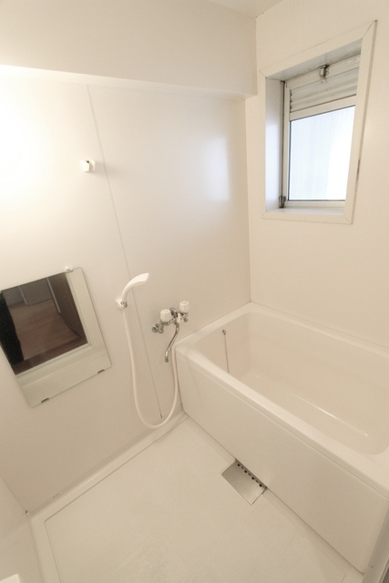 清邦産業ビルの浴室|日々の暮らしに欠かせないお風呂です