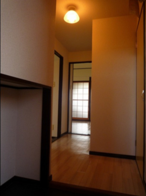 ２清邦ビルの玄関|玄関です