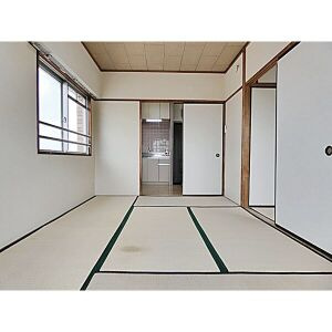 小野マンションの和室