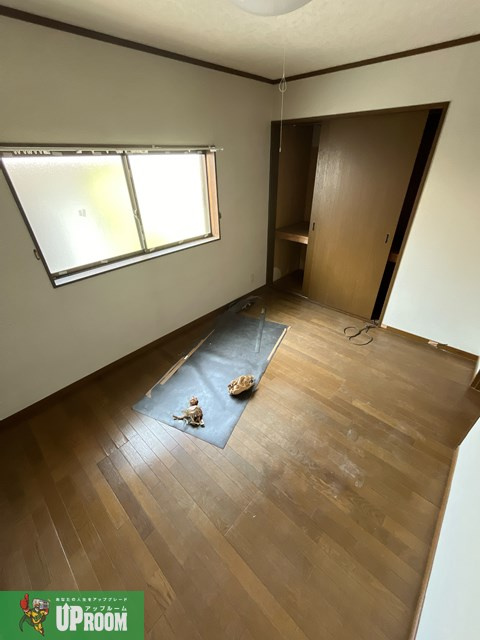 明知町戸建の寝室