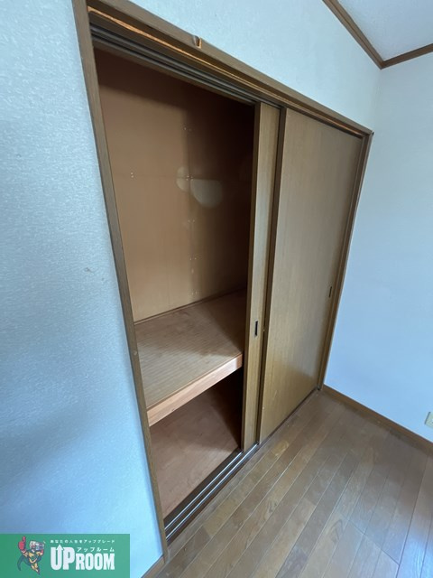 明知町戸建の収納