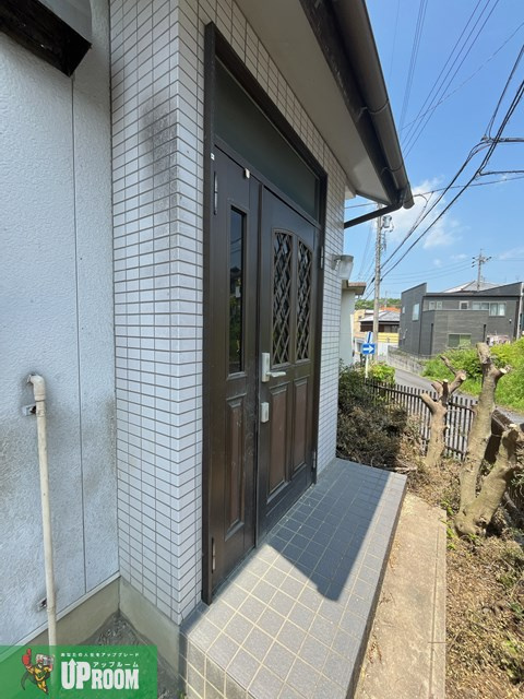 明知町戸建のエントランス