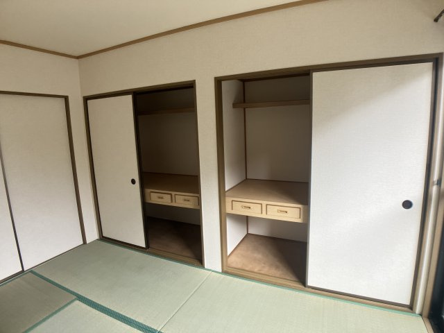 シャン・ティオン壱番館の和室