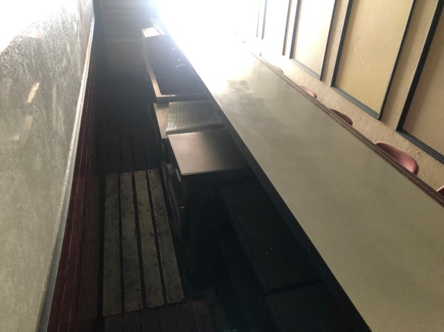 西京区役所前　テナントテラスのキッチン