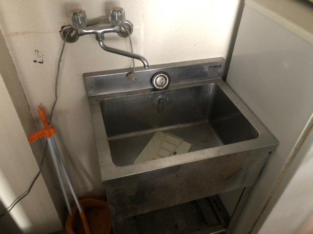 西京区役所前　テナントテラスの独立洗面台