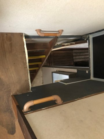 西京区役所前　テナントテラスの内装