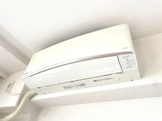 ディアステージ高槻真上町の設備|エアコン