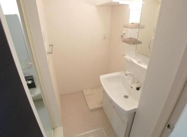 エクセレント三輪野山 Ⅰの独立洗面台