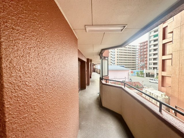 ライオンズマンション原町のその他共用部分|住戸階廊下