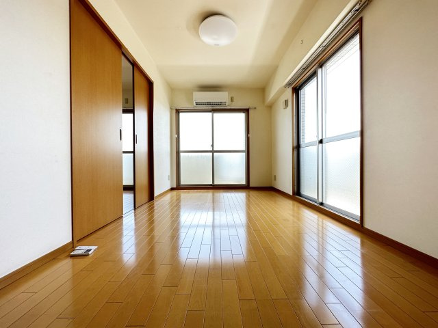 ラ・フルールの洋室