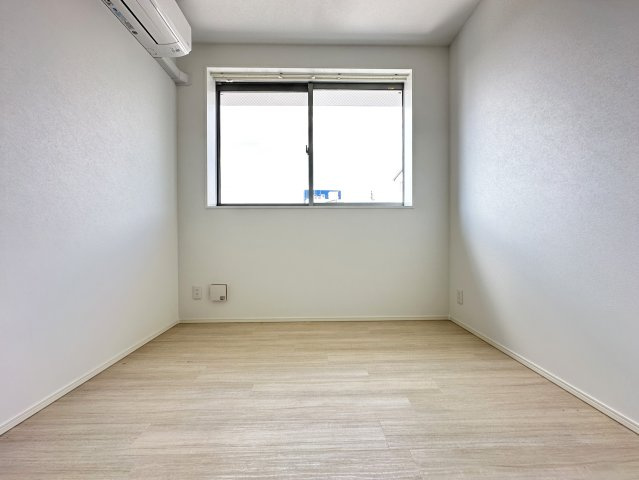 リーヴァかもべⅡの洋室